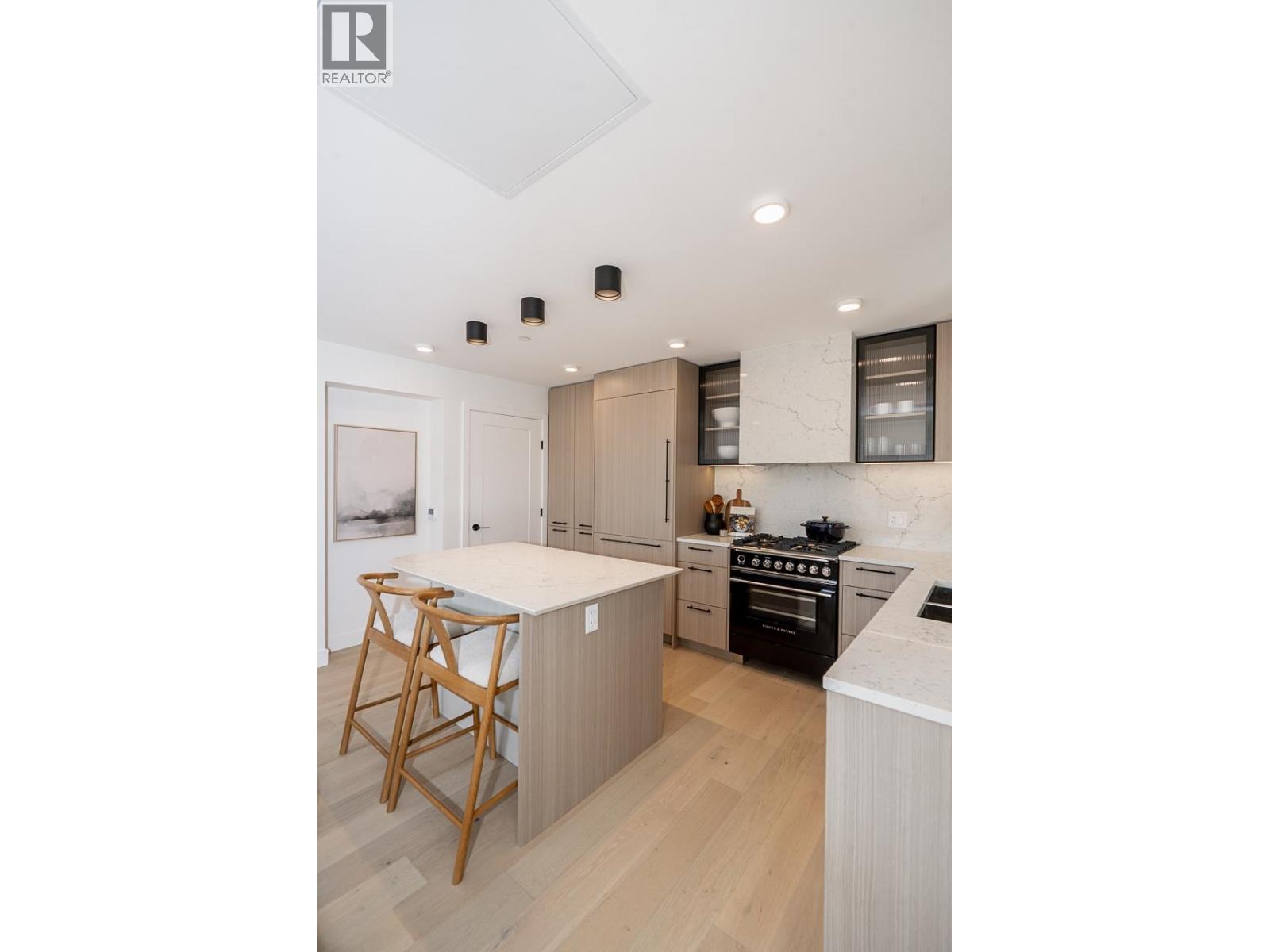 Photo of 101 157 W KING EDWARD AVENUE 16