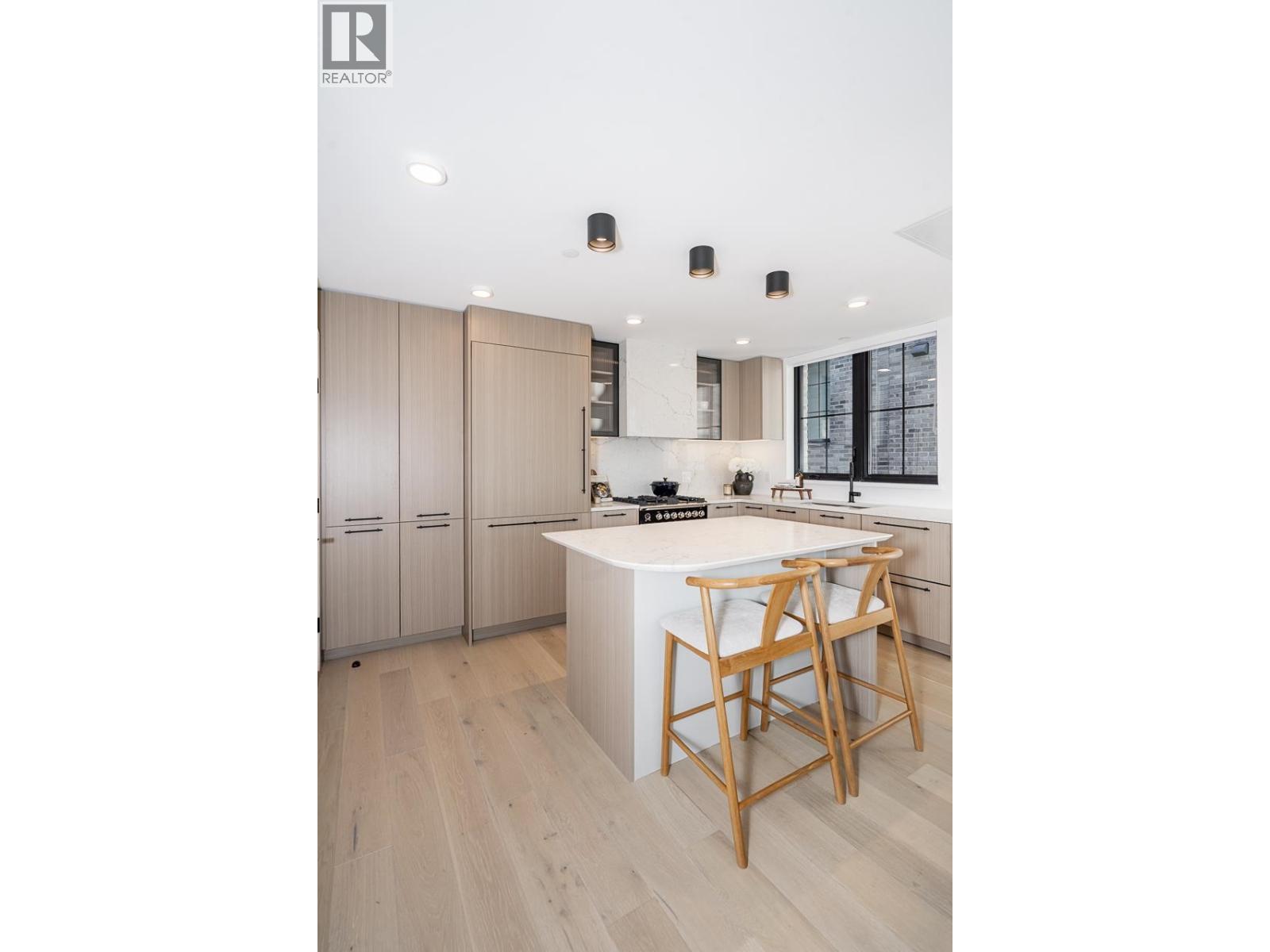 Photo of 101 157 W KING EDWARD AVENUE 14