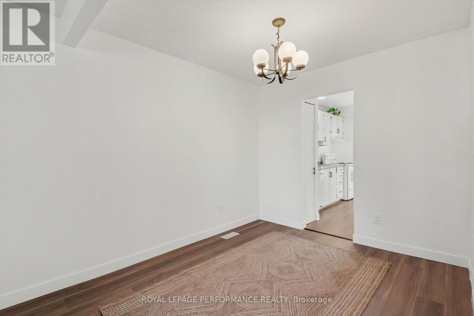 2376 Rondel Street S