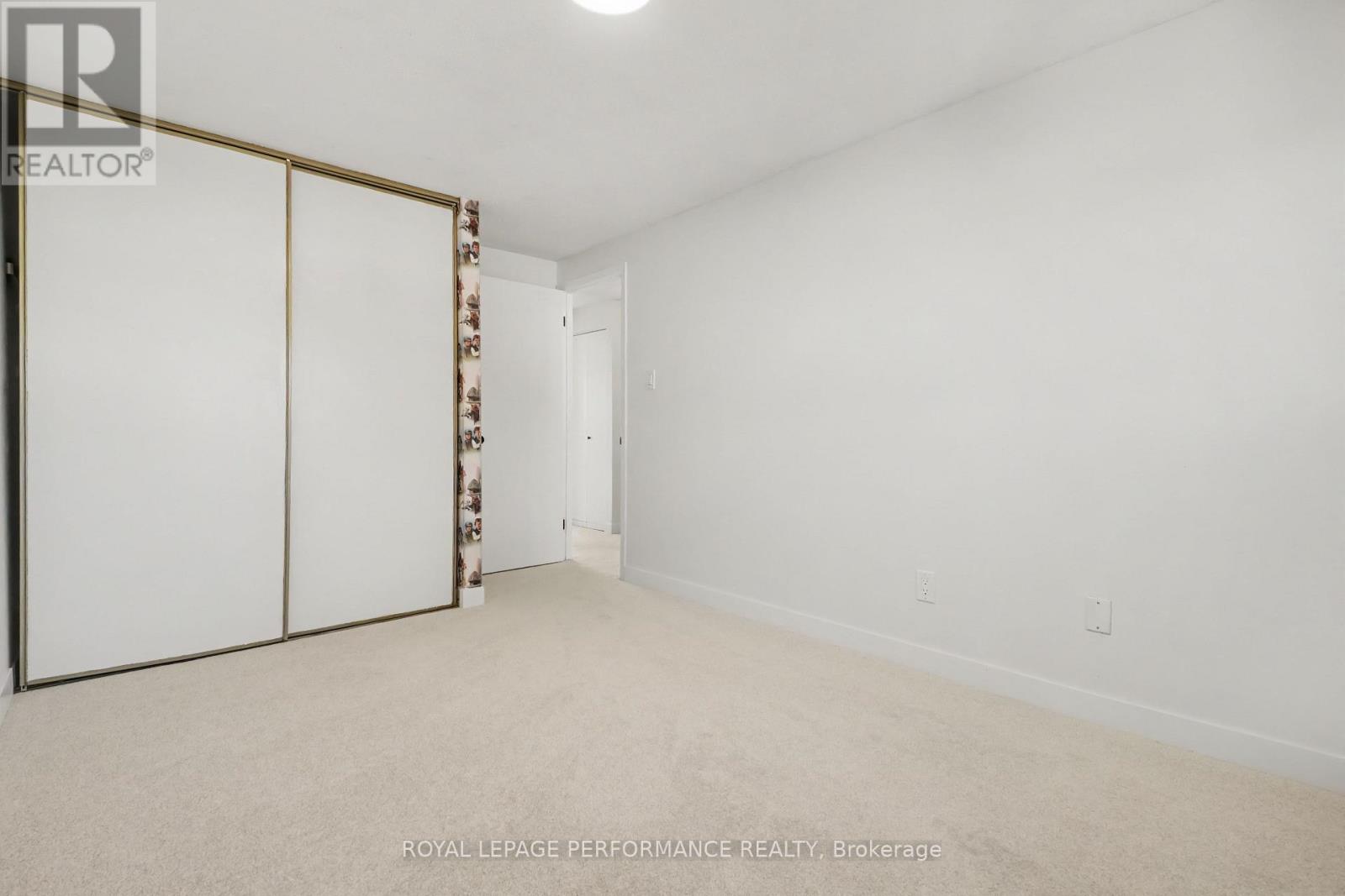 2376 Rondel Street S