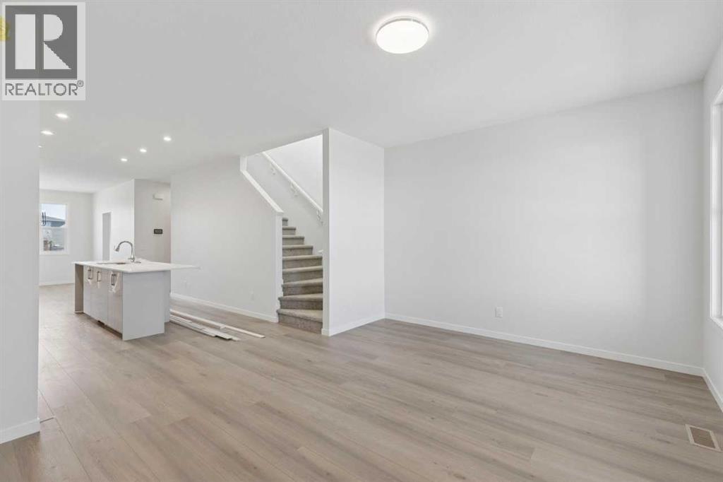170 Aquila Grove NW photo 6