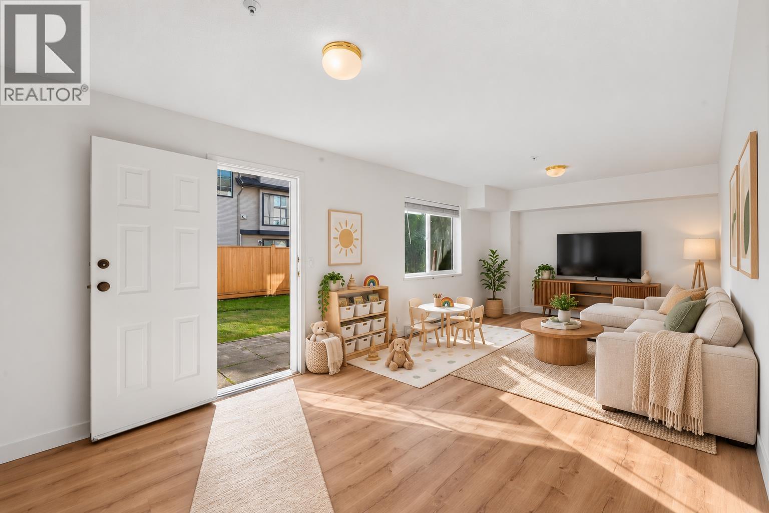 Photo of 20 2538 PITT RIVER ROAD 17