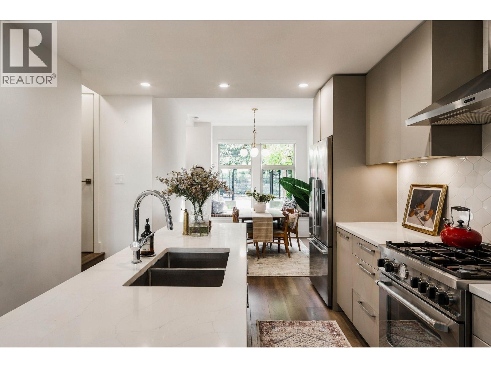 Photo of 2306 ST. ANDREWS STREET 14