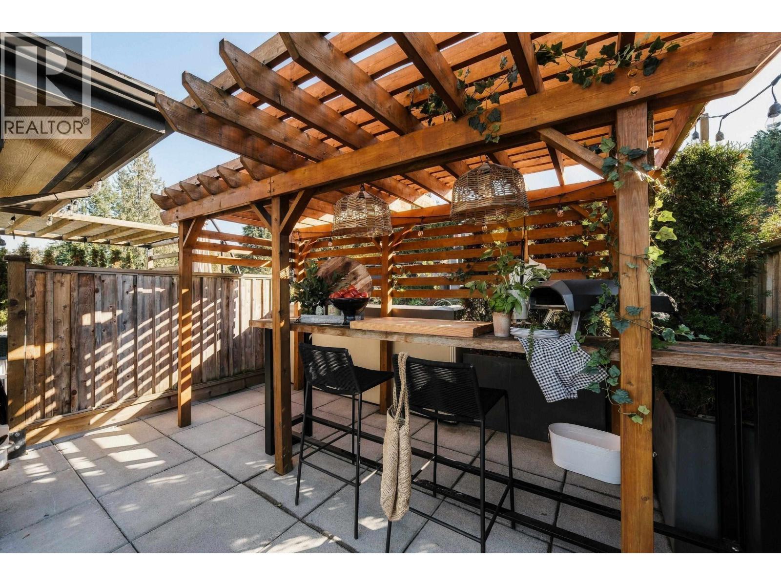Photo of 2306 ST. ANDREWS STREET 36