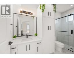 1371 E 63rd Avenue, Vancouver, BC V5X2L5 Photo 14