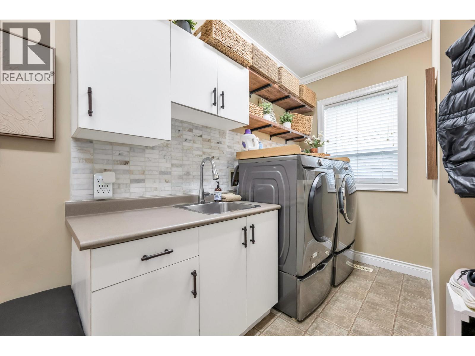 Photo of 12467 202A STREET 19