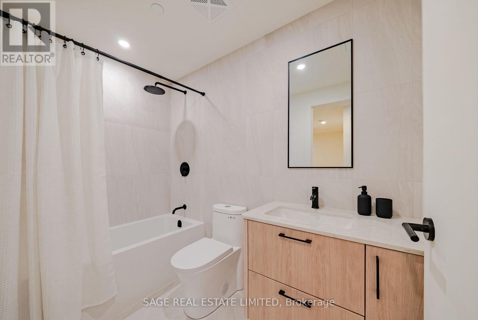 511- 109 Erskine Avenue, Toronto, ON photo 15