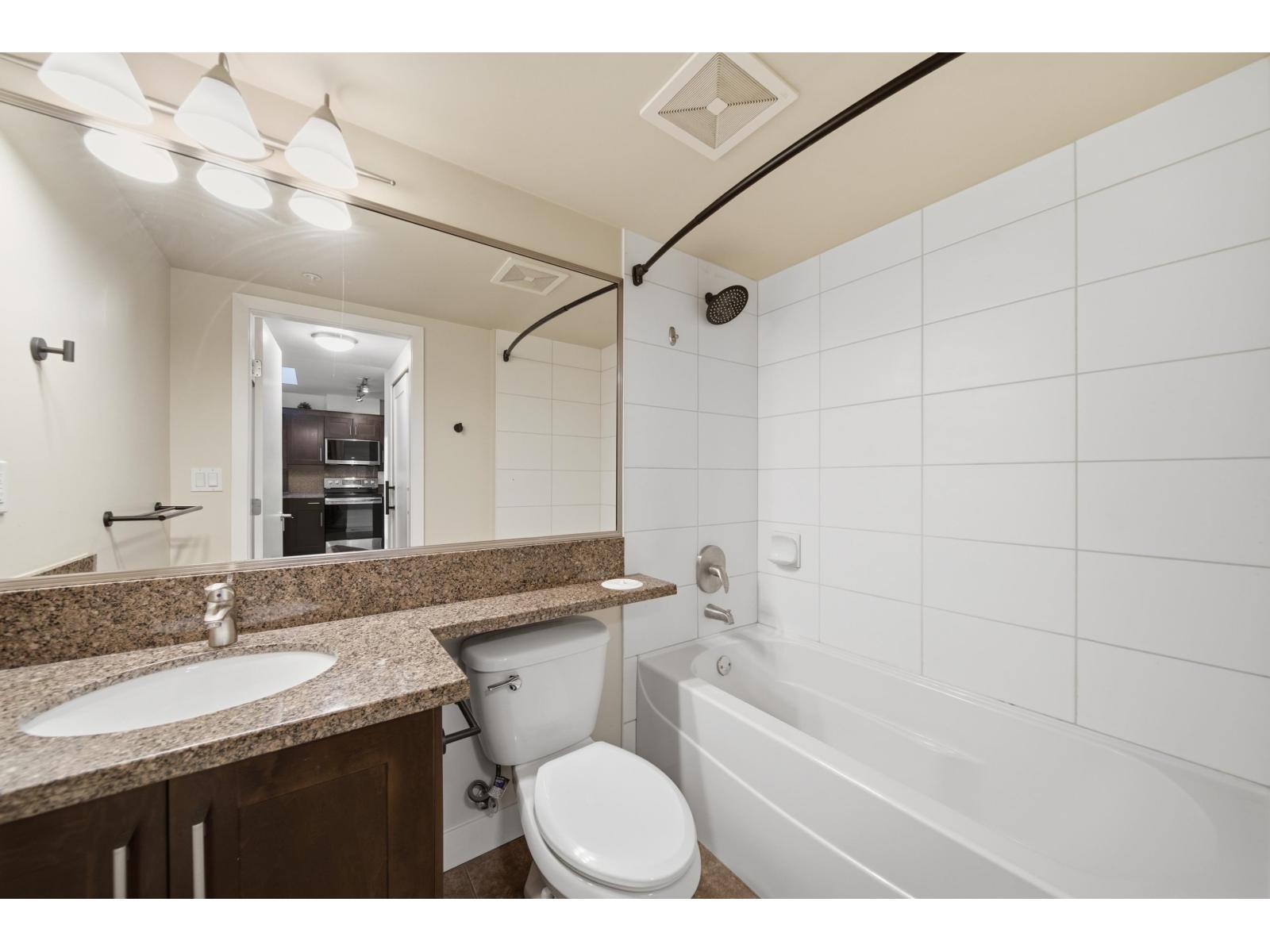 Photo of 303 15777 MARINE DRIVE 11