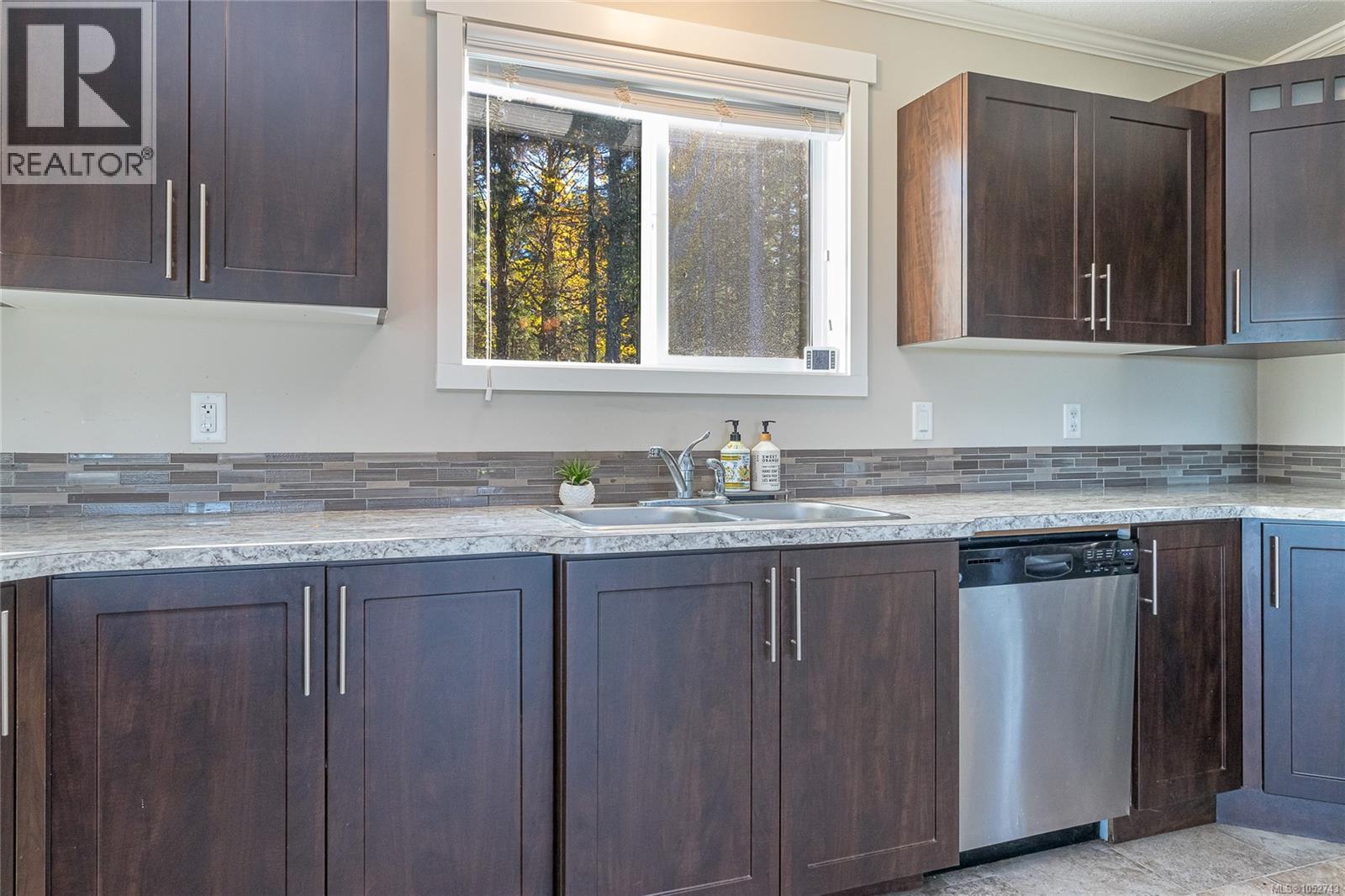 8258 Trans Canada Hwy, Westholme - Image 1