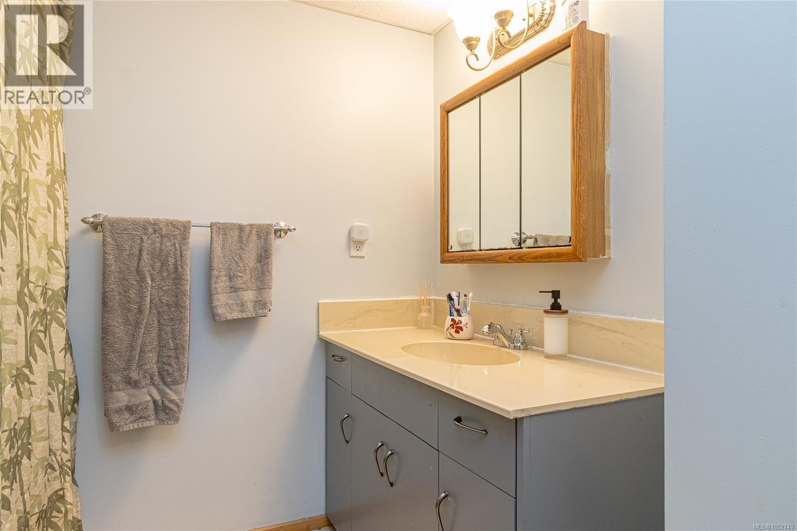 8258 Trans Canada Hwy, Westholme - Image 1