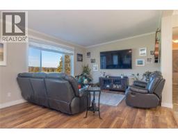 Sitting room - 8258 Trans Canada Hwy, Westholme, BC V0R1K0 Photo 14