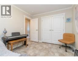 Living room - 8258 Trans Canada Hwy, Westholme, BC V0R1K0 Photo 20