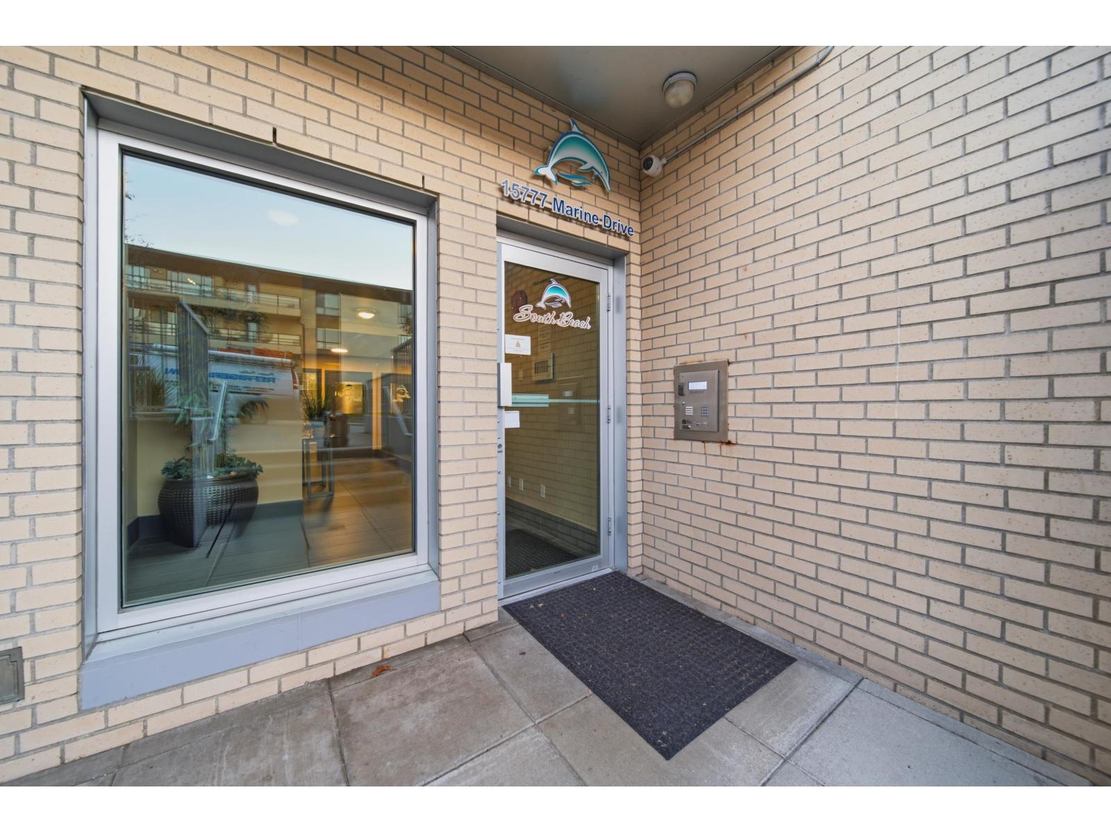 Photo of 303 15777 MARINE DRIVE 21