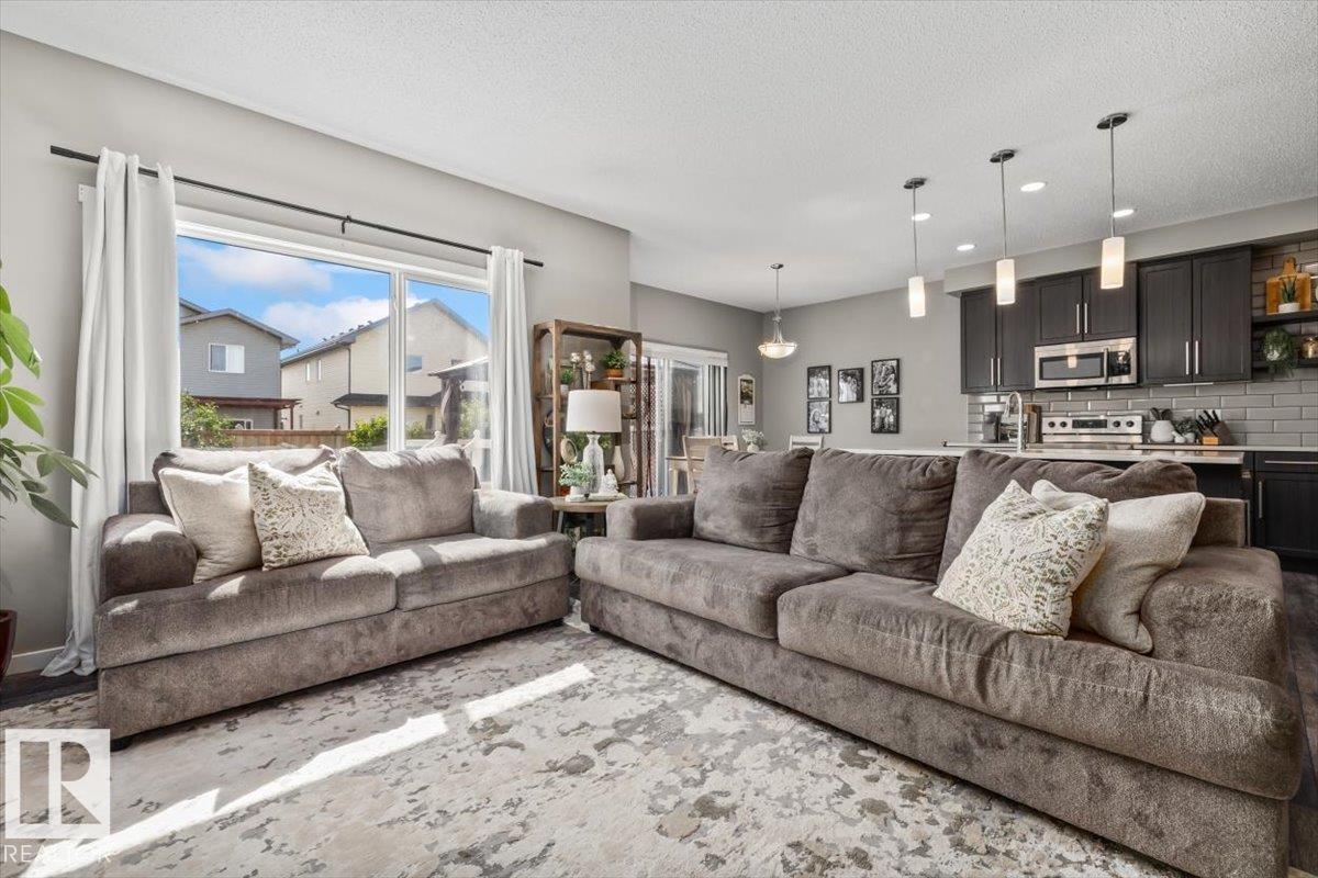 22507 99 AV NW, Edmonton — photo 15