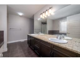 1976 67 St Sw, Edmonton, AB T6X0T4 Photo 22