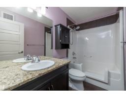 1976 67 St Sw, Edmonton, AB T6X0T4 Photo 29