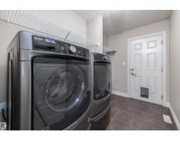 1976 67 St Sw, Edmonton, AB T6X0T4 Photo 30