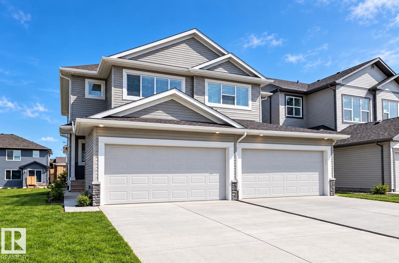 262 39A AV NW, Edmonton, Alberta, T6T2K3