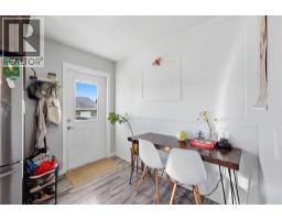 Family room - 4205 35 Street, Red Deer, AB T4N0P9 Photo 10