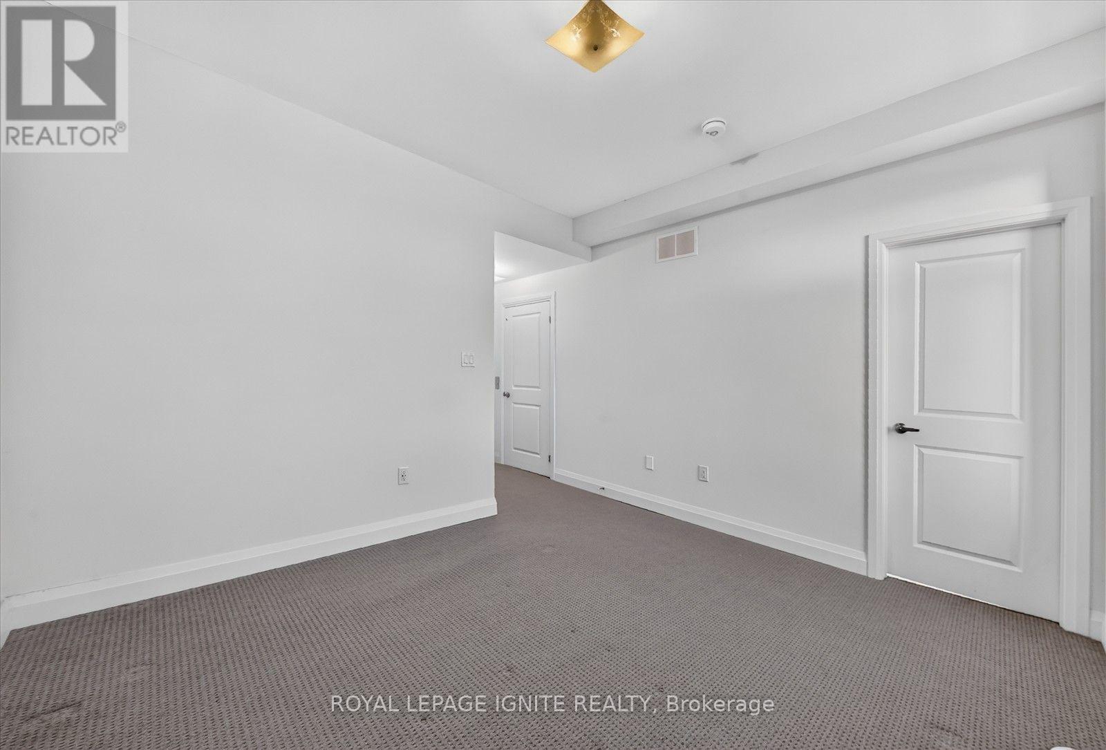 559 Port Darlington Road, Clarington, ON photo 32