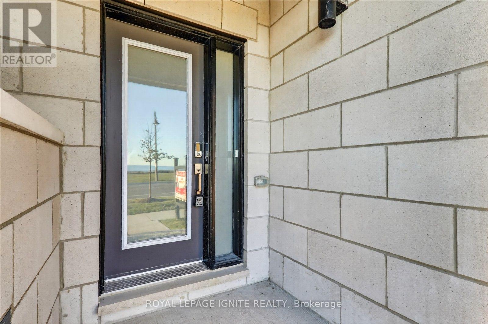 559 Port Darlington Road, Clarington, ON photo 4