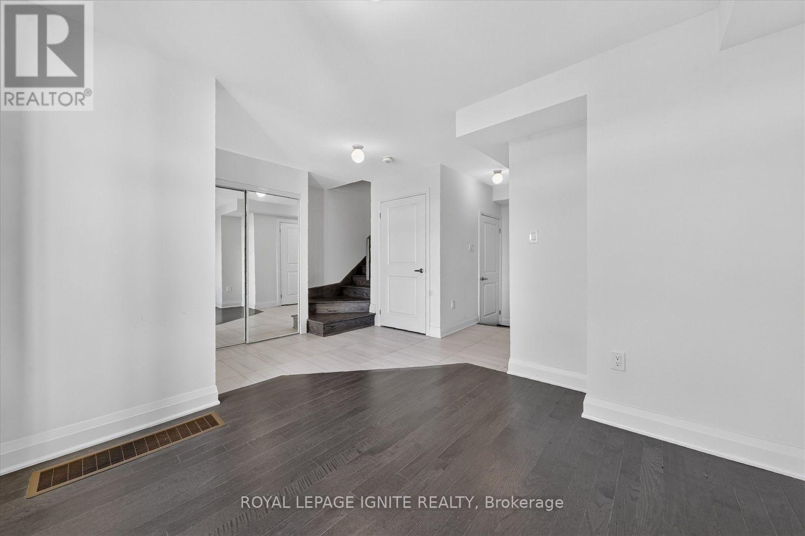 559 Port Darlington Road, Clarington, ON photo 8