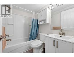 28 Newlands Avenue, Red Deer, AB T4P1Z9 Photo 24