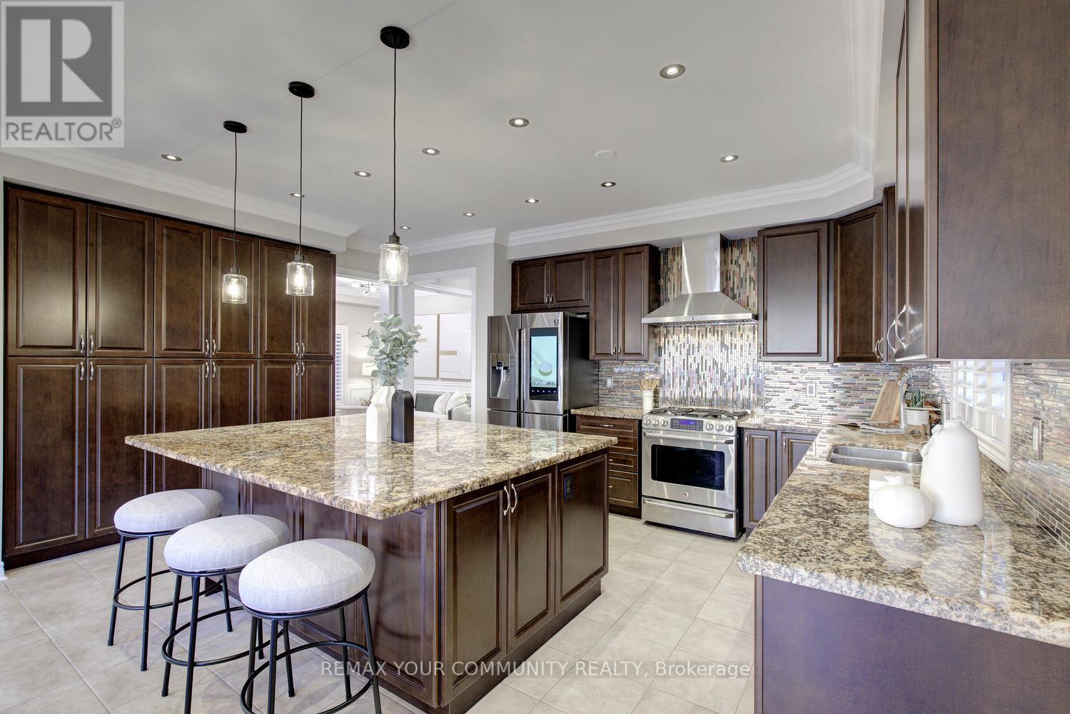 108 Golden Forest Road, Vaughan, ON photo 17
