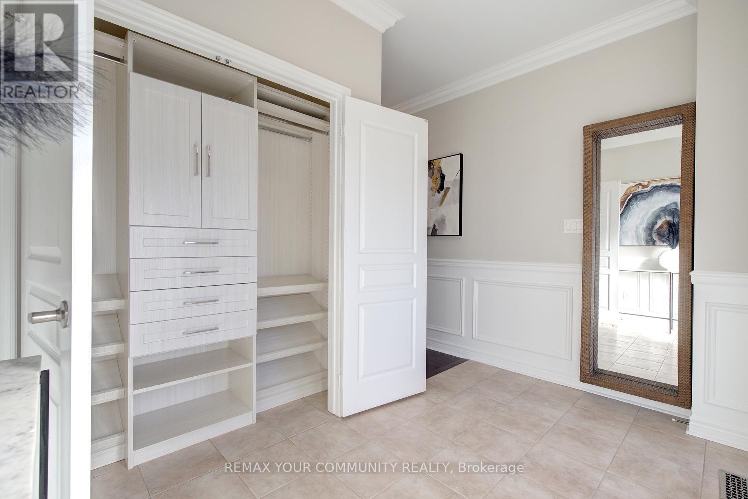 108 Golden Forest Road, Vaughan, ON photo 4