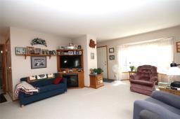 13 Laycock Drive, Carman, MB R0G0J0 Photo 7