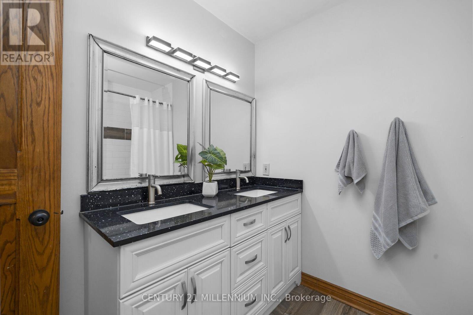 6 Kerry Court, Erin, ON photo 26