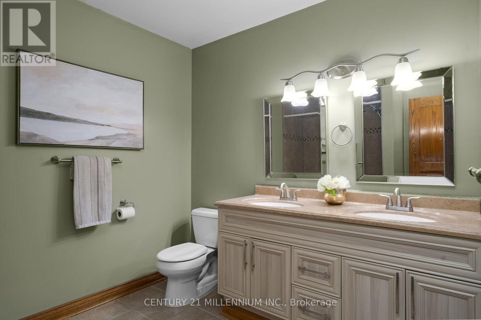 6 Kerry Court, Erin, ON photo 40