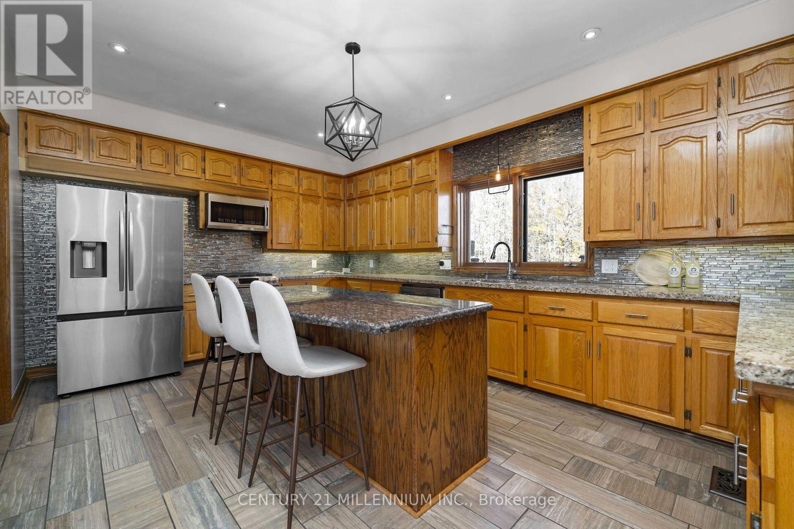 6 Kerry Court, Erin, ON photo 9