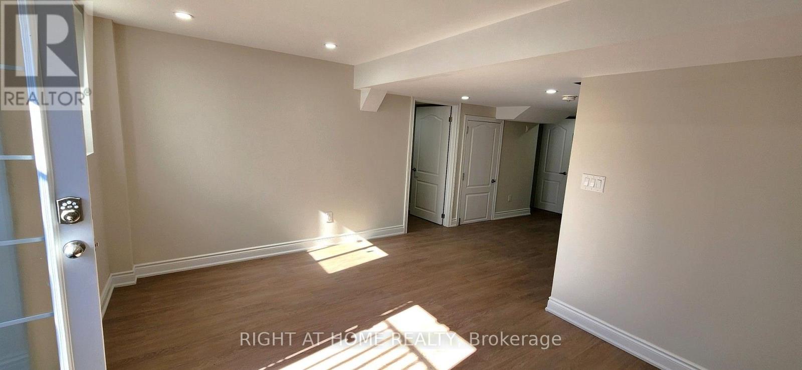 184 GRANITE RIDGE TRAIL, Hamilton (Waterdown) — photo 3