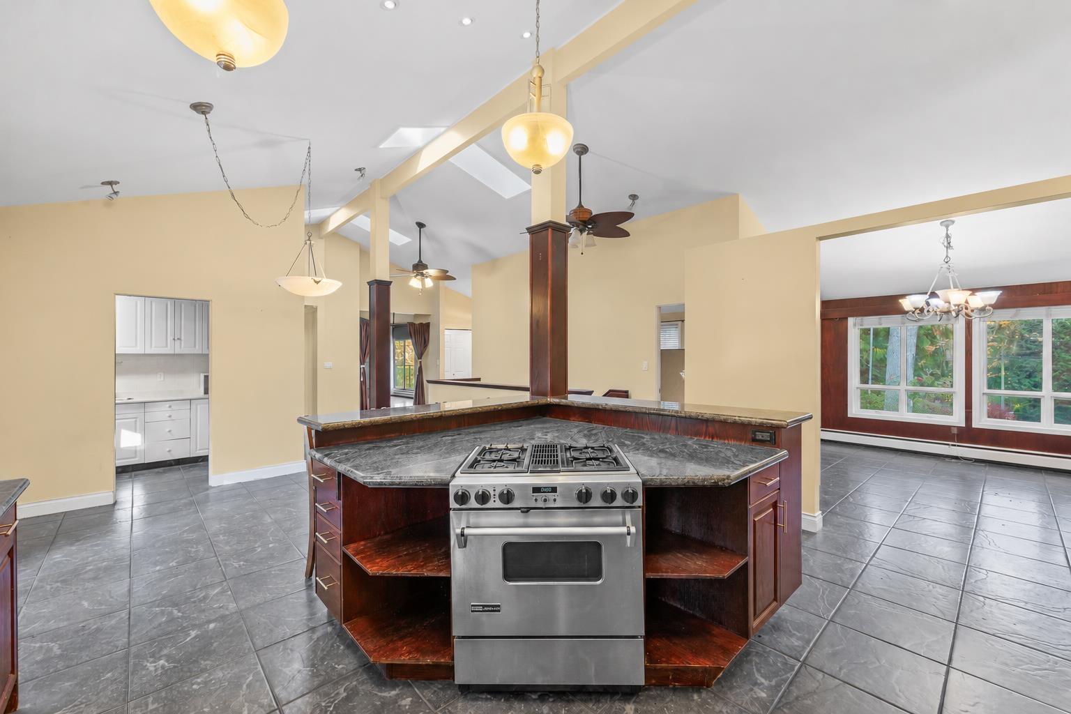 Photo of 13284 CRESCENT ROAD 9