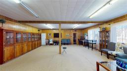 Foyer - 8 First Avenue, Moosehorn, MB R0C2E0 Photo 10