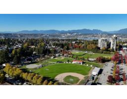1002 10448 University Drive, Surrey, BC V3T0S7 Photo 40