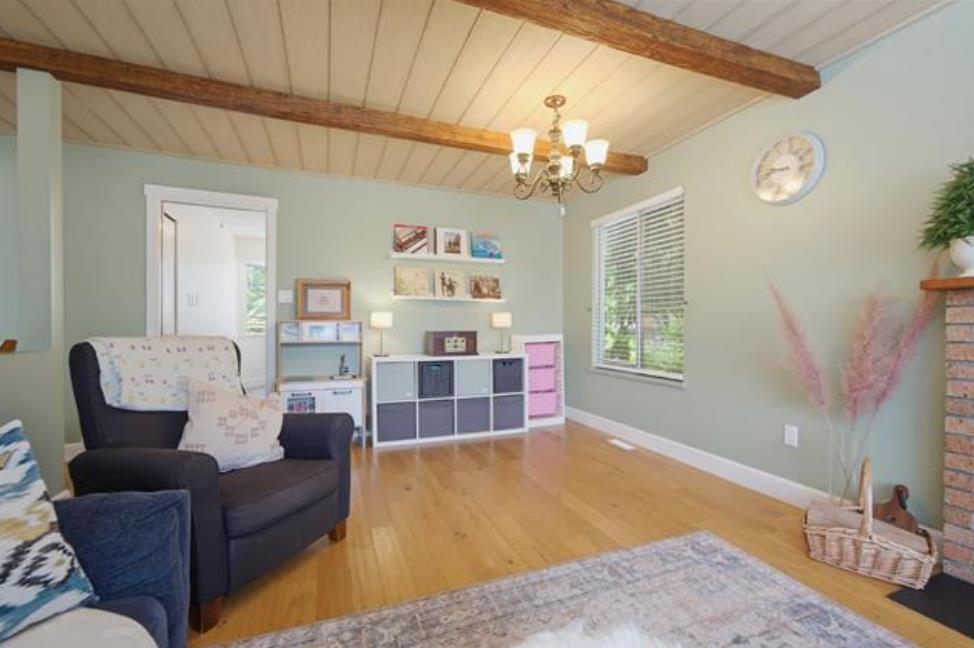 Photo of 6079 173A STREET 6