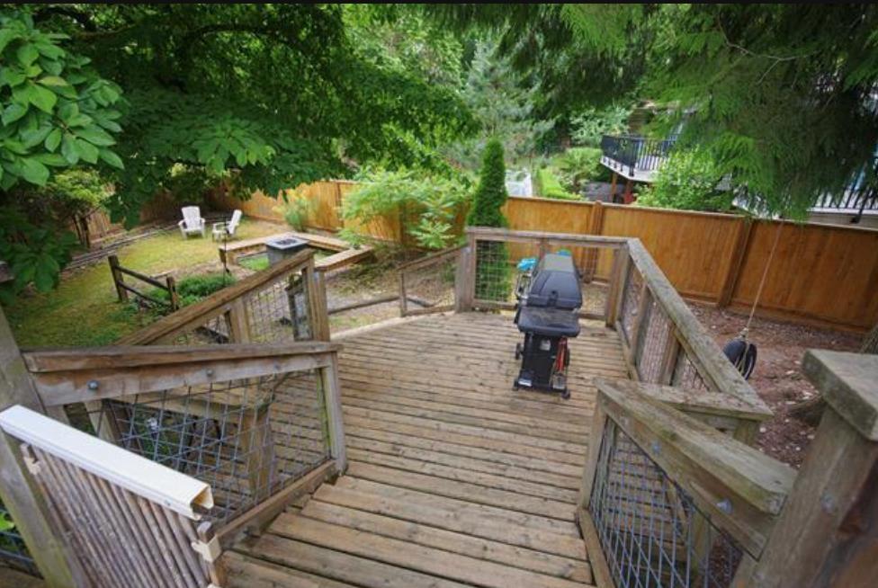 Photo of 6079 173A STREET 20