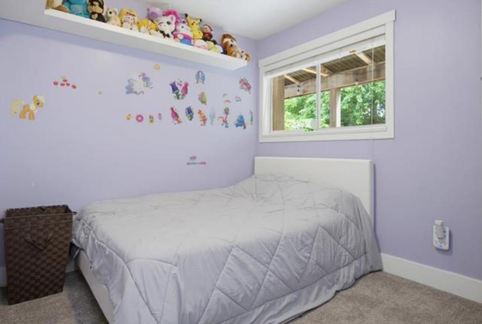Photo of 6079 173A STREET 29