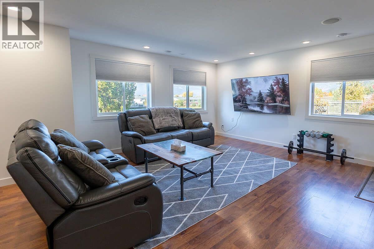 830 DEVON Street - 55