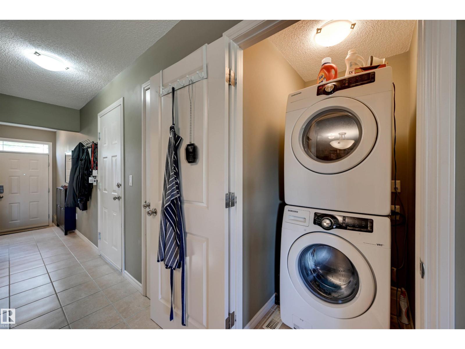 #49 – 10 Woodcrest Lane, Westpark — photo 21 of 30: Property photo