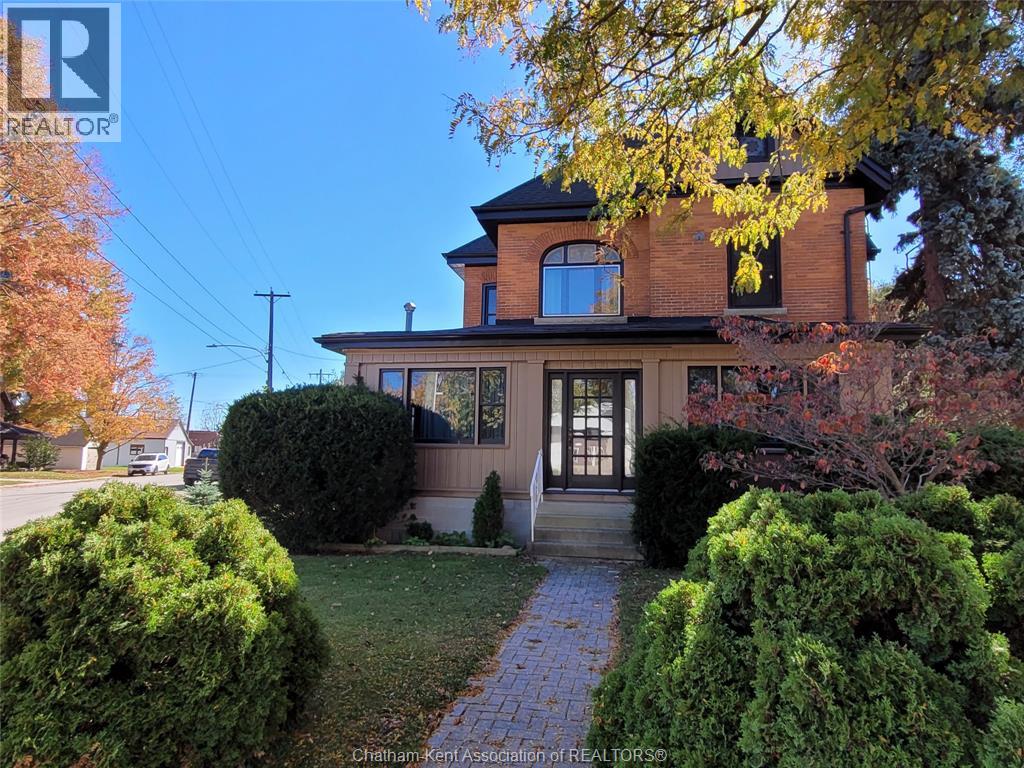 61 LONDON ROAD, Thamesville