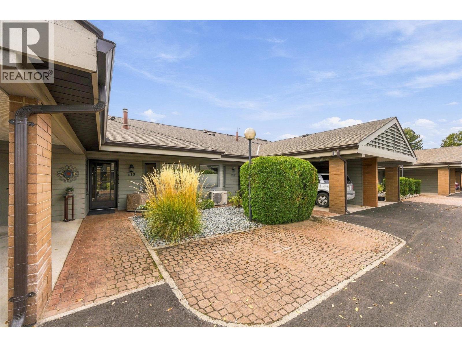 #219 1765 Leckie Road - 29