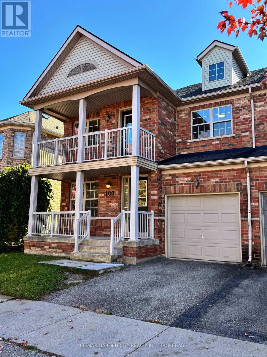 100 YOUNG CRESCENT, Niagara-on-the-Lake (Glendale) — photo 2