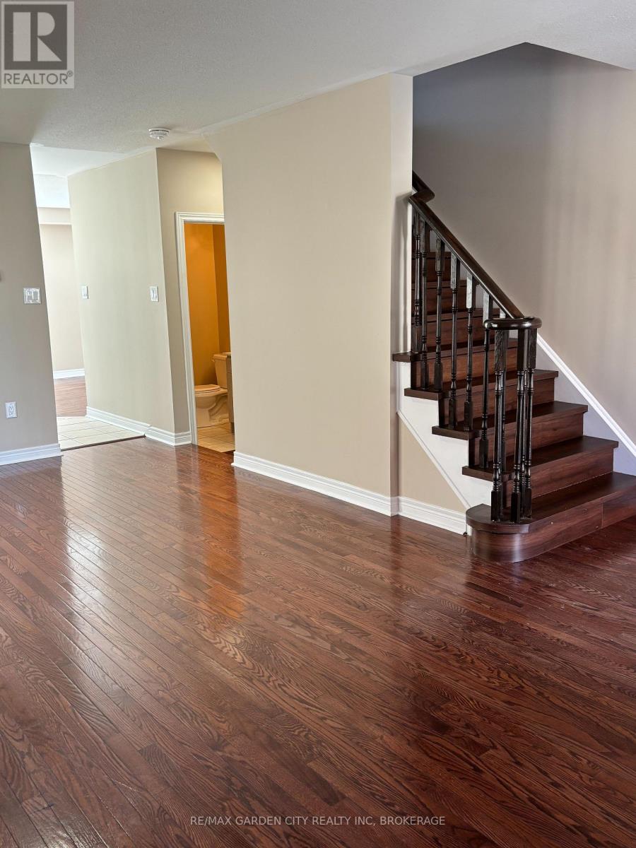 100 YOUNG CRESCENT, Niagara-on-the-Lake (Glendale) — photo 4