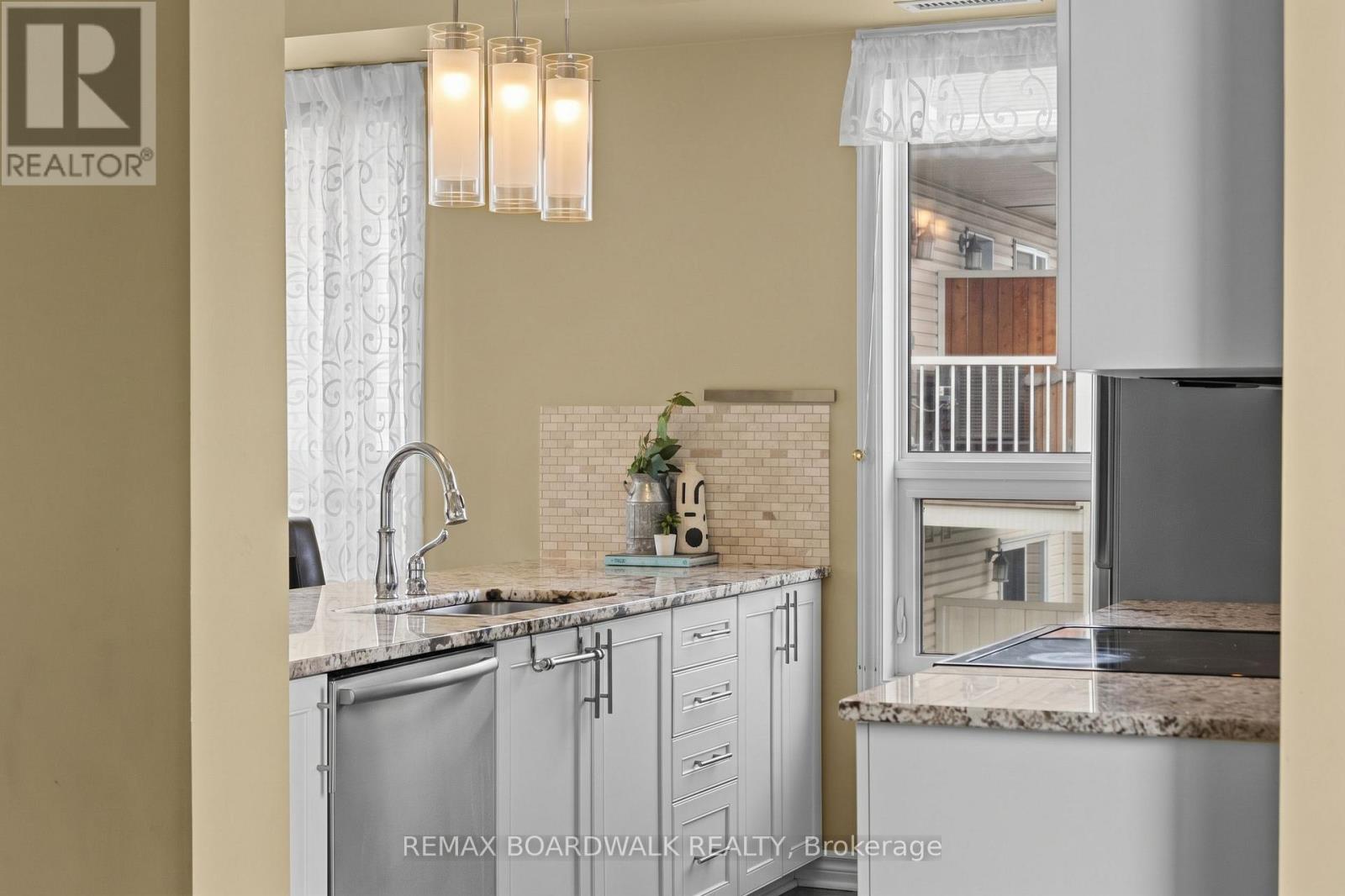 302 - 760 CHAPMAN MILLS DRIVE, Ottawa — photo 9