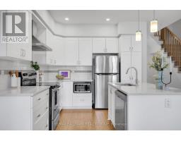 715 Capricorn Circle, Ottawa, ON K4M0J5 Photo 6