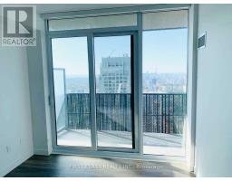 4302 - 8 Eglinton Avenue E, Toronto, ON M4P0C1 Photo 10