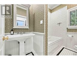 489 Ontario Street, Toronto, ON M4X1M8 Photo 16